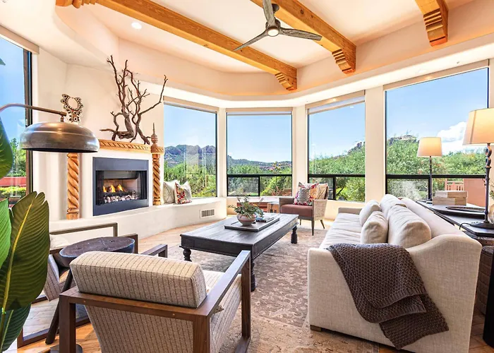 Panoramic Views, Game Room, Pool, Hot Tub! Holiday home *