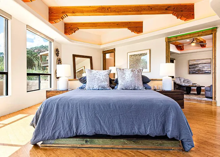 Holiday home Panoramic Views, Game Room, Pool, Hot Tub! Sedona