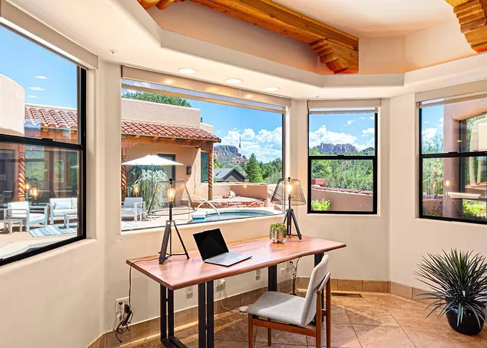 Panoramic Views, Game Room, Pool, Hot Tub!