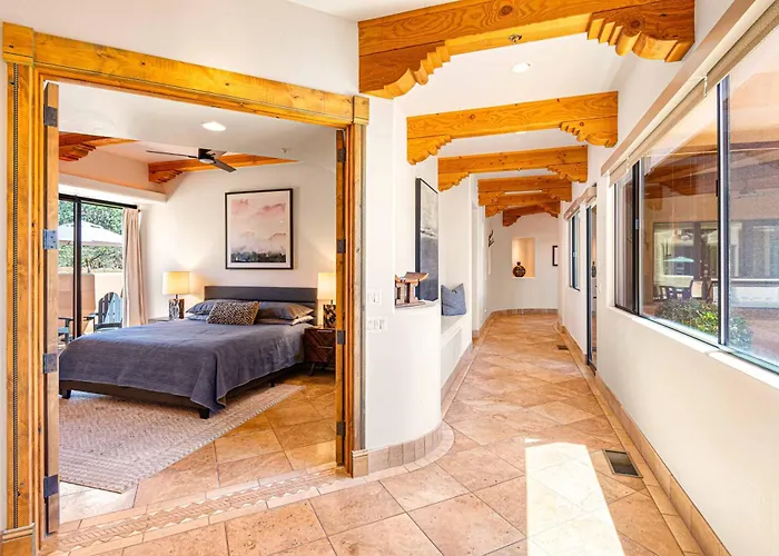 Panoramic Views, Game Room, Pool, Hot Tub! Holiday home Sedona