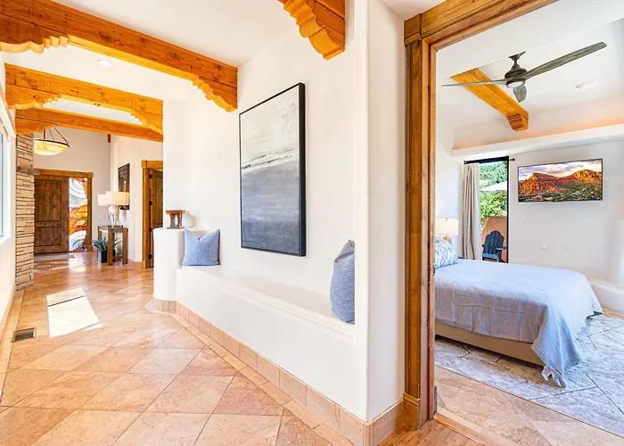 Panoramic Views, Game Room, Pool, Hot Tub!