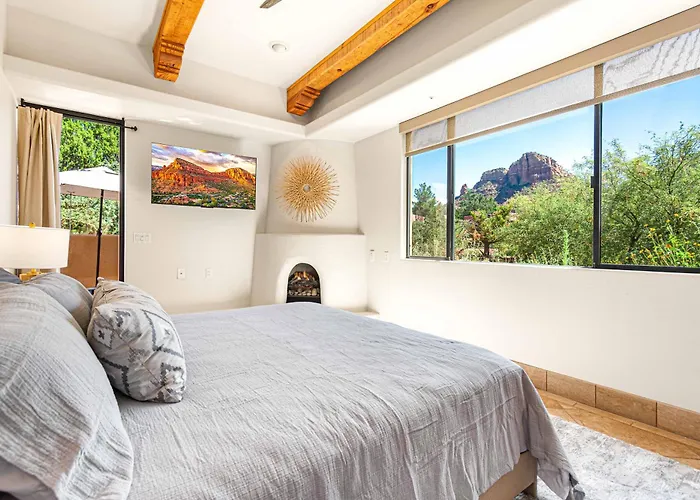 Holiday home Panoramic Views, Game Room, Pool, Hot Tub! *