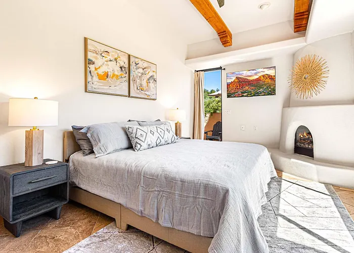 Panoramic Views, Game Room, Pool, Hot Tub! Holiday home *